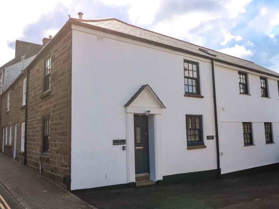 A house exterior view at 21 Alverton Street in Penzance