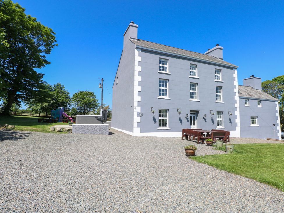 Newton West Farm - South Wales - 1036139 - thumbnail photo 1