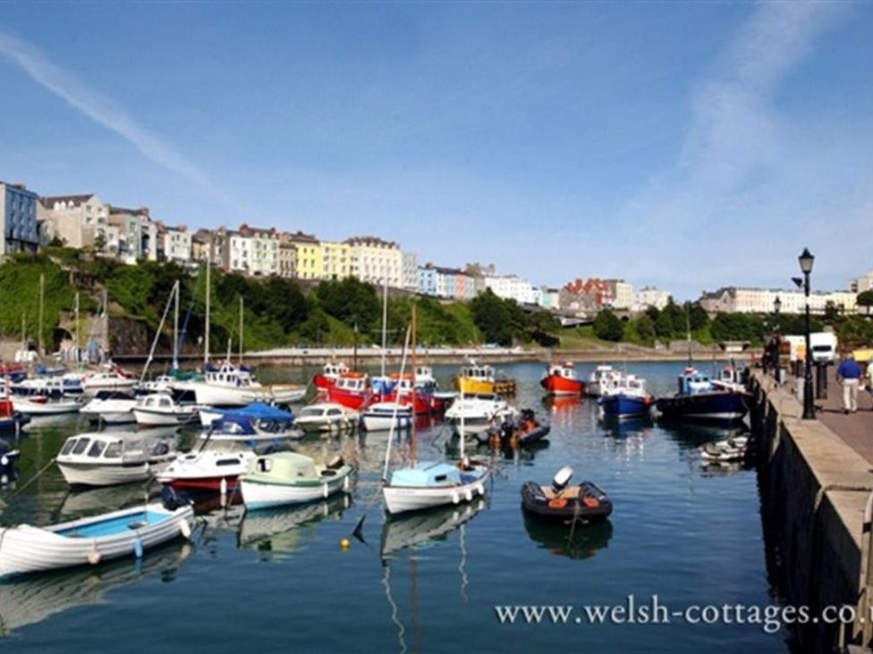 1 Cheriton Row - South Wales - 1036422 - thumbnail photo 42