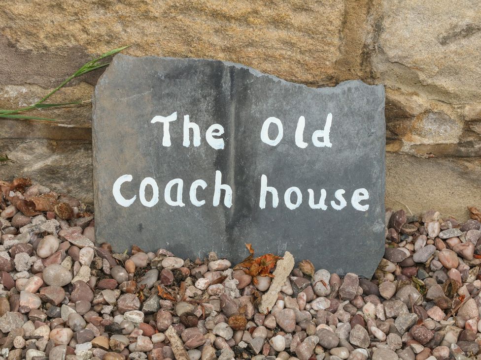 The Old Coach House - Peak District - 1037142 - thumbnail photo 4