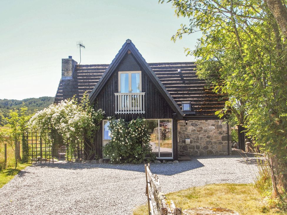 Inshcraig - Scottish Highlands - 10386 - thumbnail photo 2