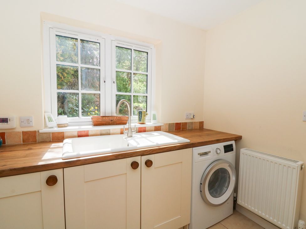 Glyn Yr Efail - South Wales - 1039765 - thumbnail photo 10