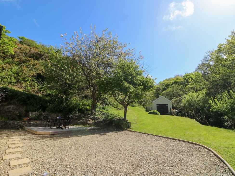 Glyn Yr Efail - South Wales - 1039765 - thumbnail photo 29
