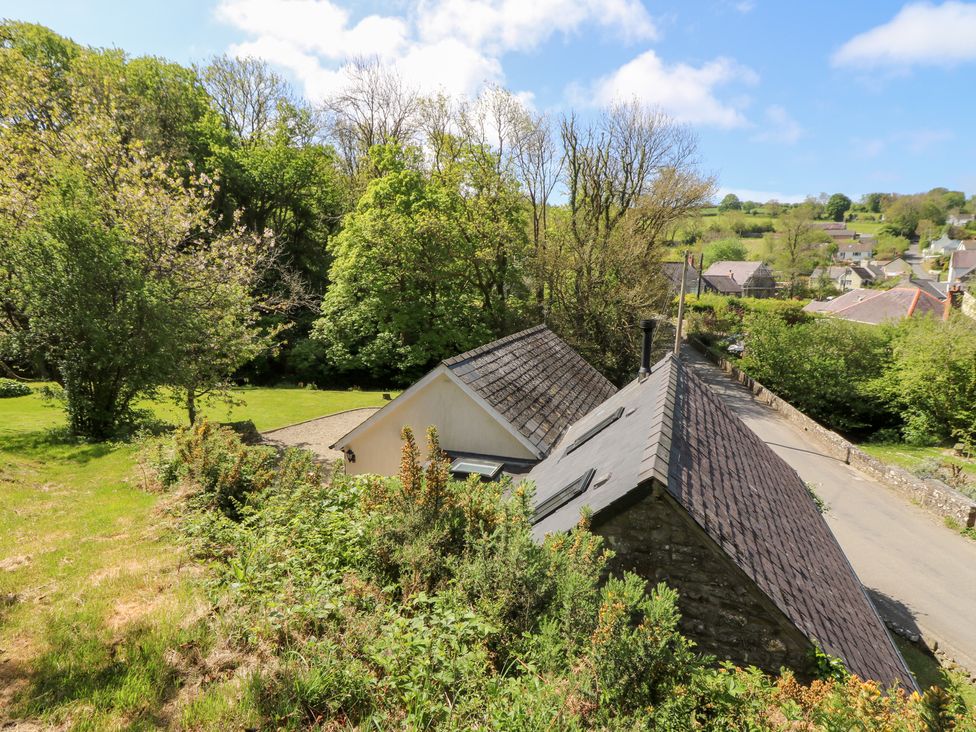 Glyn Yr Efail - South Wales - 1039765 - thumbnail photo 30
