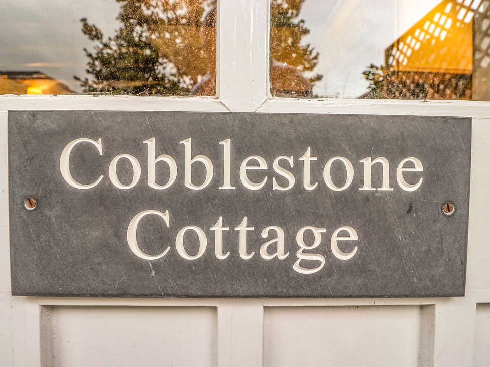 Cobblestone Cottage - Lake District - 1041161 - thumbnail photo 2