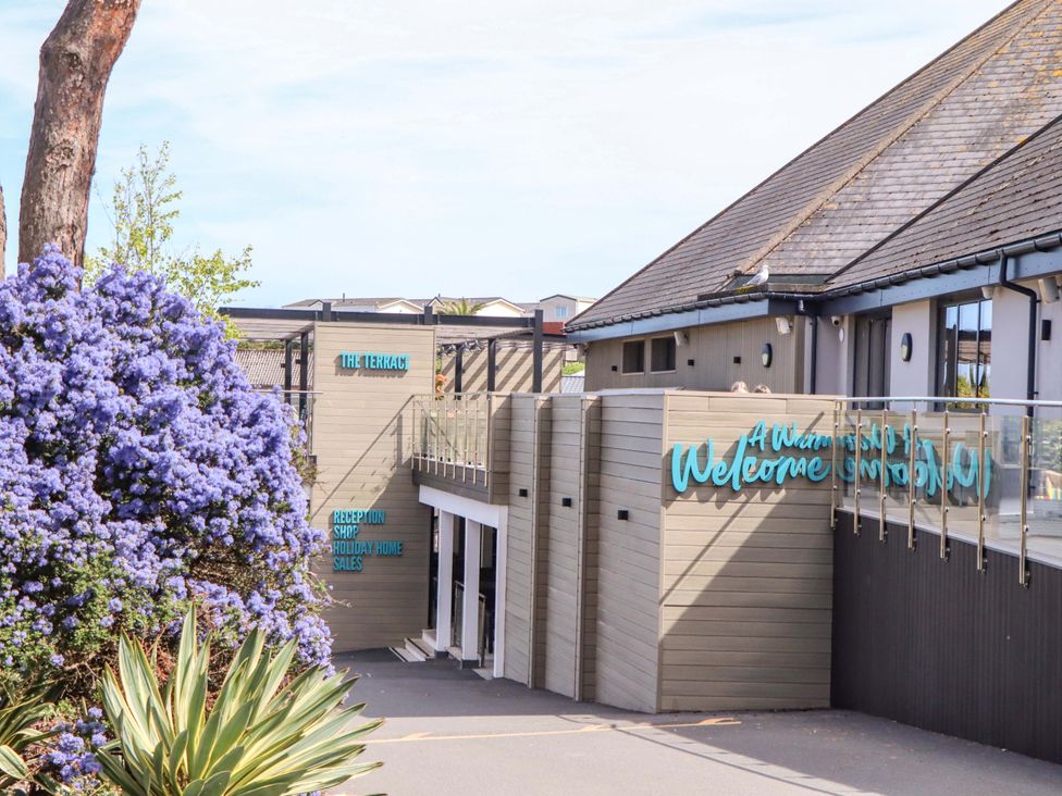 An entrance area with a reception and terrace at 213 Seaview Caravan