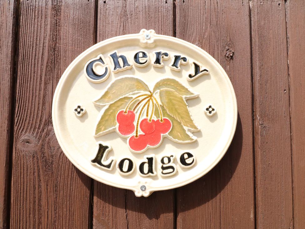 Cherry Lodge - Peak District - 1044282 - thumbnail photo 23