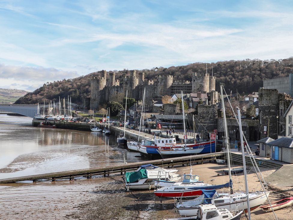 Quayside Cottage - North Wales - 1046082 - thumbnail photo 17