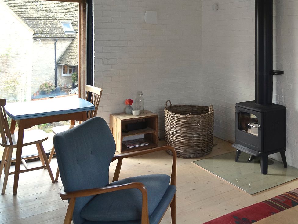 High Cogges Farm Holiday Cottages – The Granary - Cotswolds - 1049150 - thumbnail photo 4