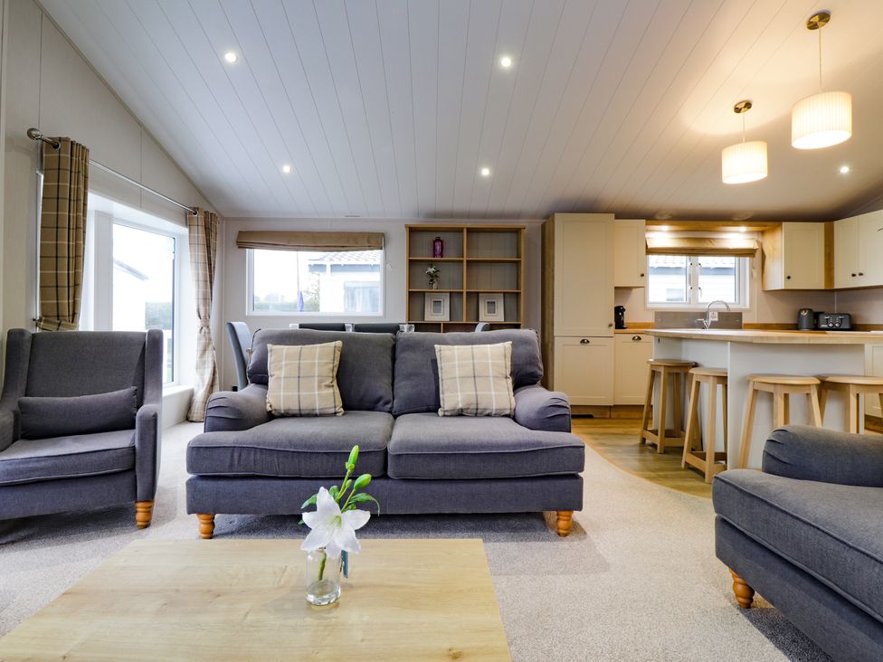 3 bedroom Lodge at Pevensey Bay - Kent & Sussex - 1050157 - thumbnail photo 5