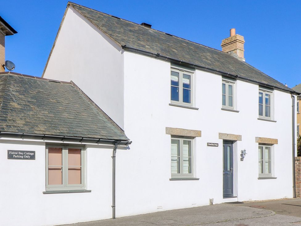 Fistral Bay Cottage - Cornwall - 1051193 - thumbnail photo 1
