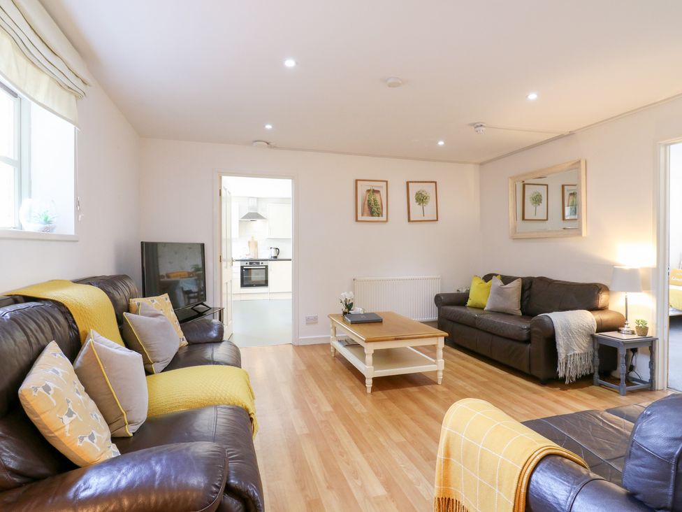 BB House - Central England - 1053798 - thumbnail photo 3