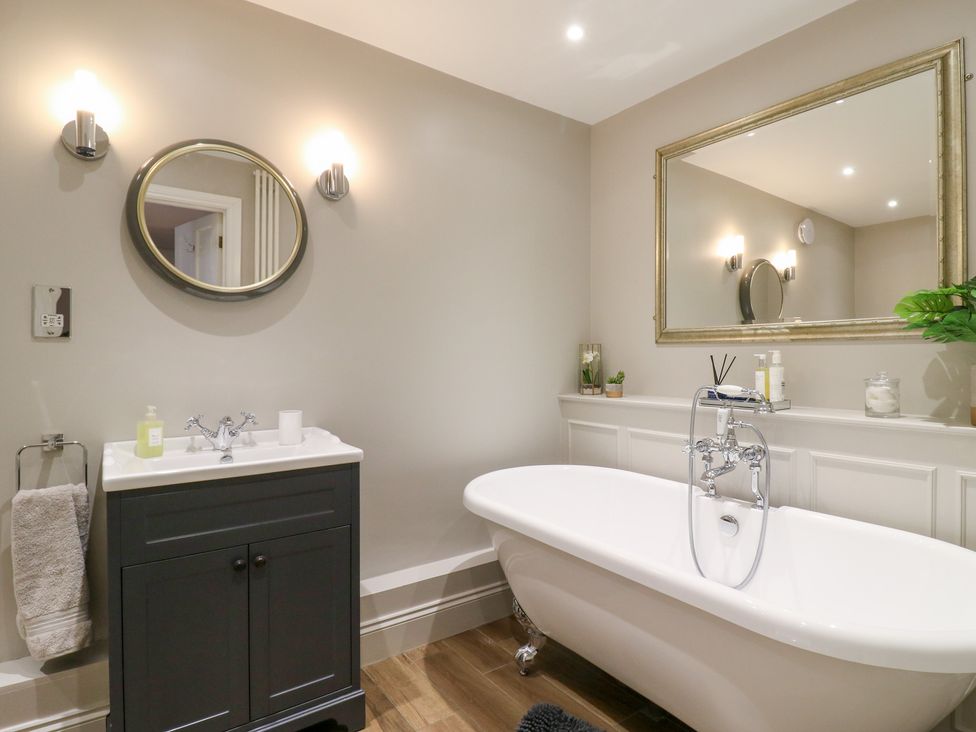 BB House - Central England - 1053798 - thumbnail photo 20