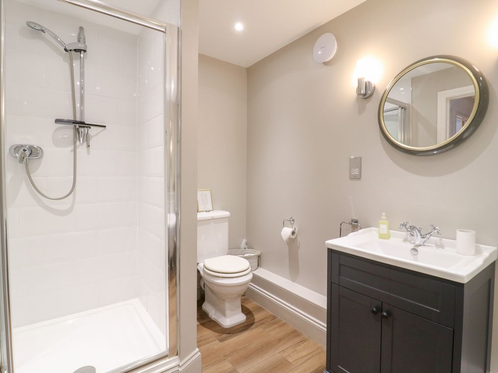 BB House - Central England - 1053798 - thumbnail photo 21