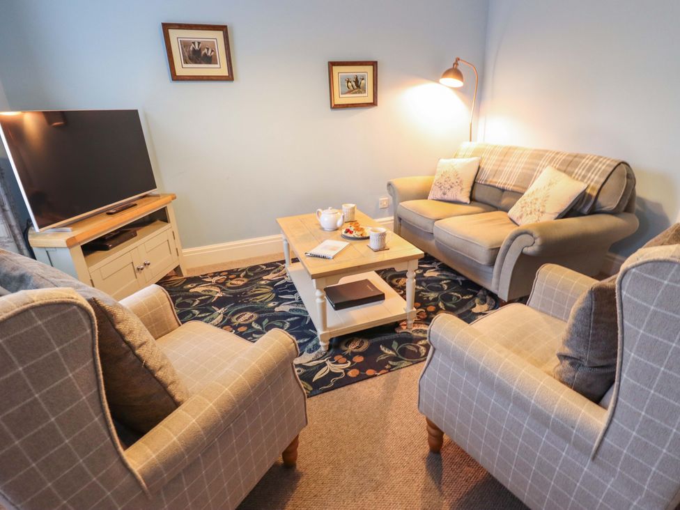 Armstrong Cottage - North Yorkshire (incl. Whitby) - 1053997 - thumbnail photo 3