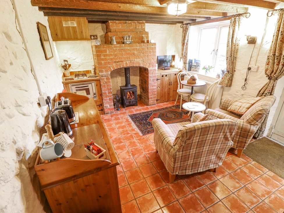 Old Blacksmiths Cottage - Lincolnshire - 1055768 - thumbnail photo 4