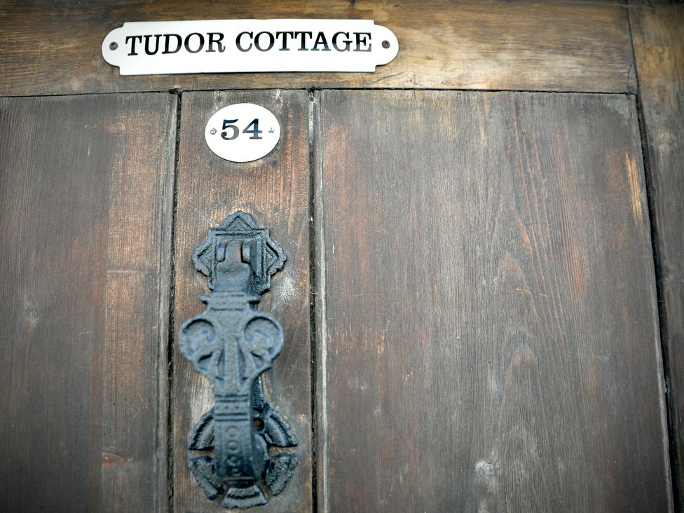 Tudor Cottage - Kent & Sussex - 1056852 - thumbnail photo 4