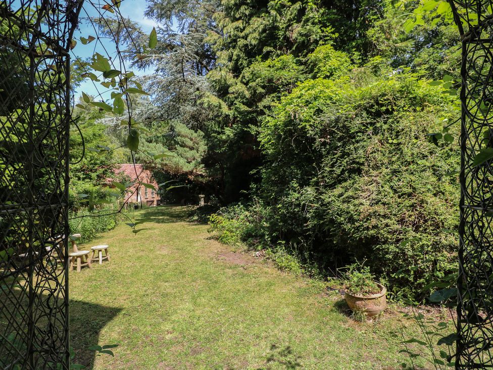 Sunny Cottage - Lincolnshire - 1058129 - thumbnail photo 23