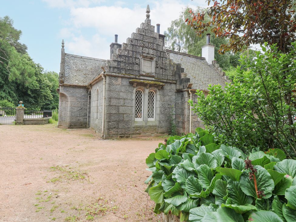 East Lodge - Crathes Castle - Scottish Lowlands - 1060437 - thumbnail photo 3