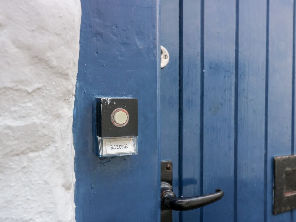 Blue Door - Kirkcudbright - Scottish Lowlands - 1060516 - thumbnail photo 3