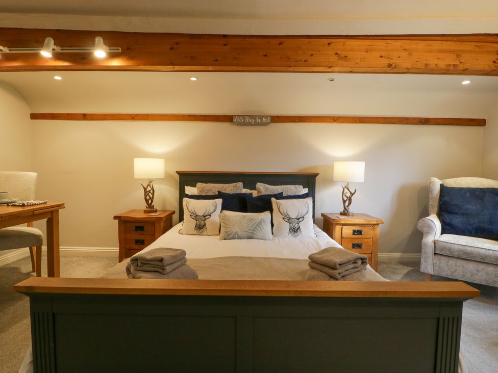 The Coach House Apartment - Cotswolds - 1061403 - thumbnail photo 8