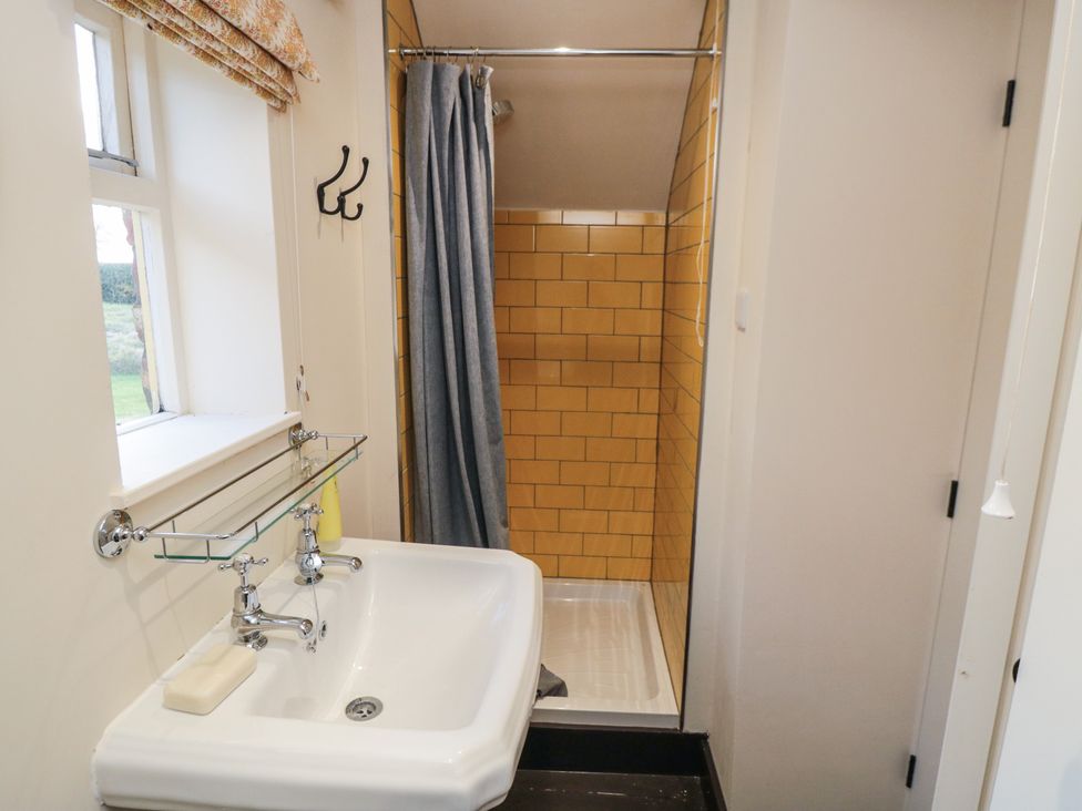 Holly Cottage - North Yorkshire (incl. Whitby) - 1069742 - thumbnail photo 41