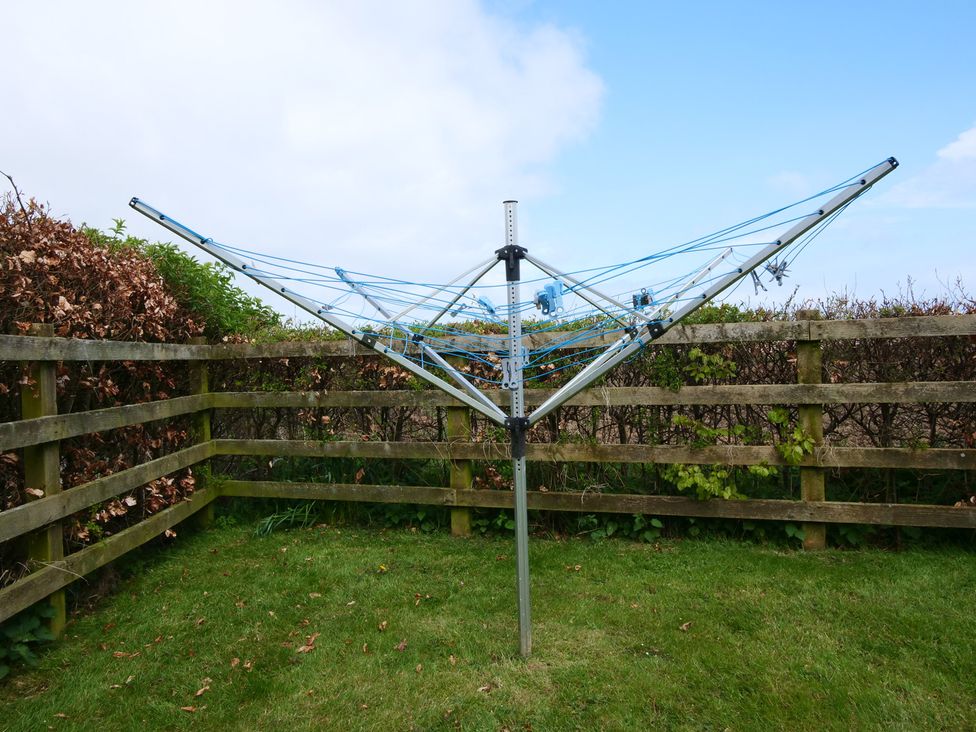 A clothesline in a garden at Abbey View @ Summerfield Farm, Hawsker