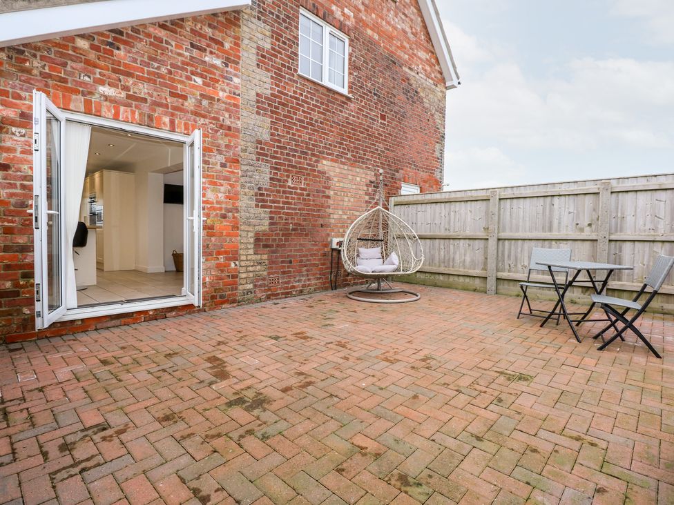 Red Brick Cottage - Lincolnshire - 1071499 - thumbnail photo 40