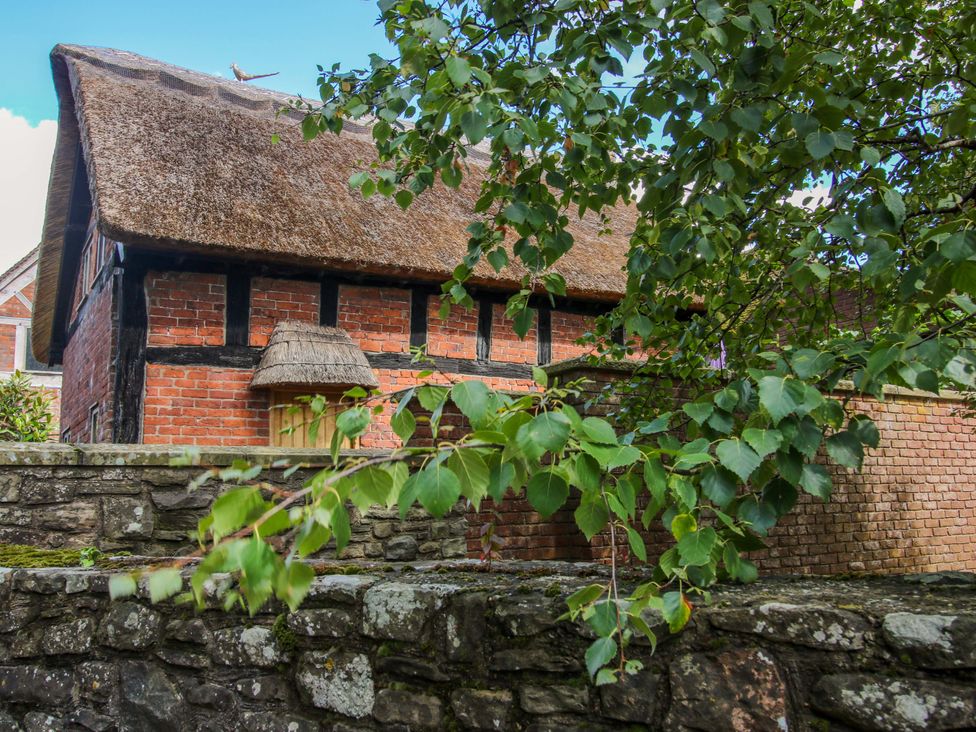 Manor Cottage - Shropshire - 1071781 - thumbnail photo 2