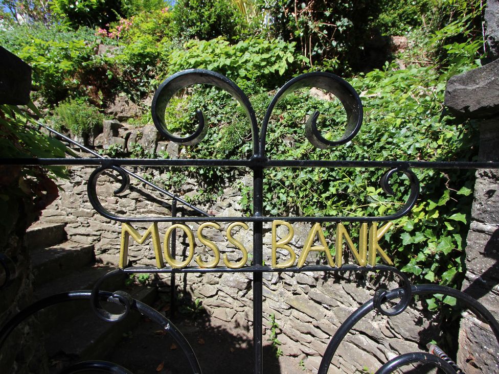 Moss Bank House - North Wales - 1073442 - thumbnail photo 2