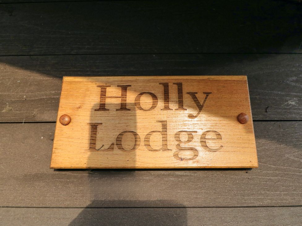 Holly Lodge - North Yorkshire (incl. Whitby) - 1075017 - thumbnail photo 3