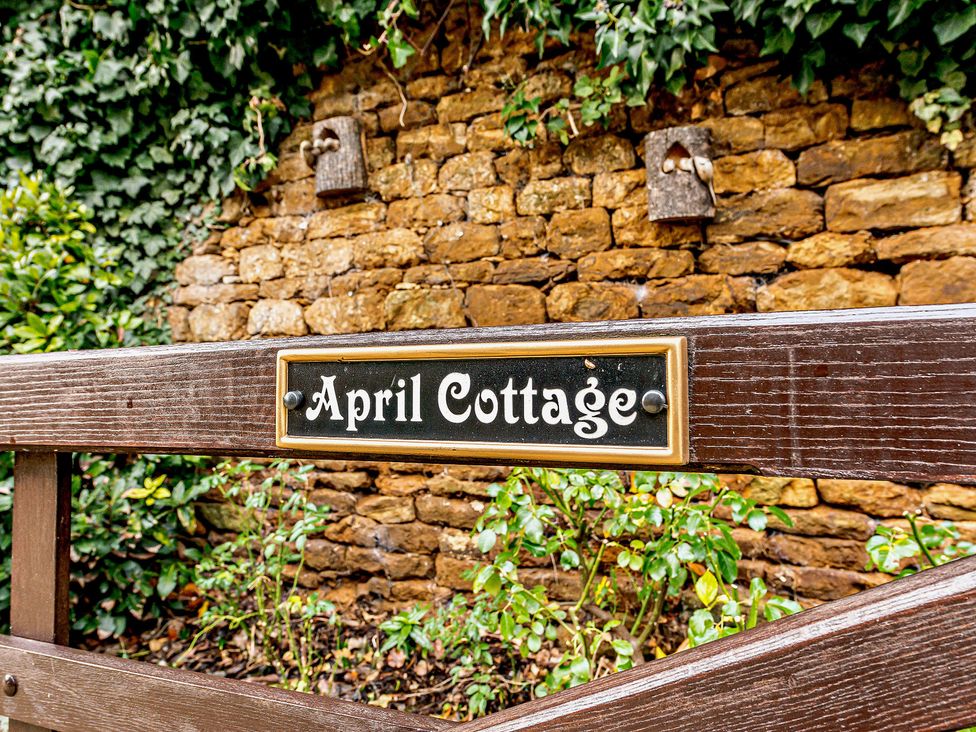 April Cottage - Cotswolds - 1076299 - thumbnail photo 41