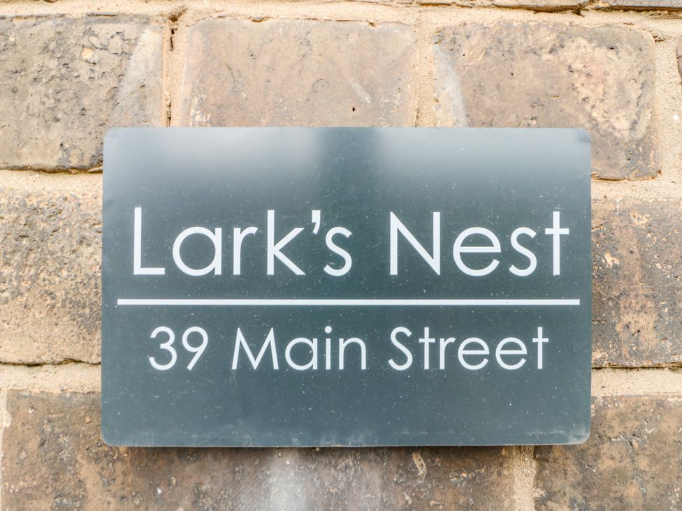 Lark's Nest - North Yorkshire (incl. Whitby) - 1076615 - thumbnail photo 3