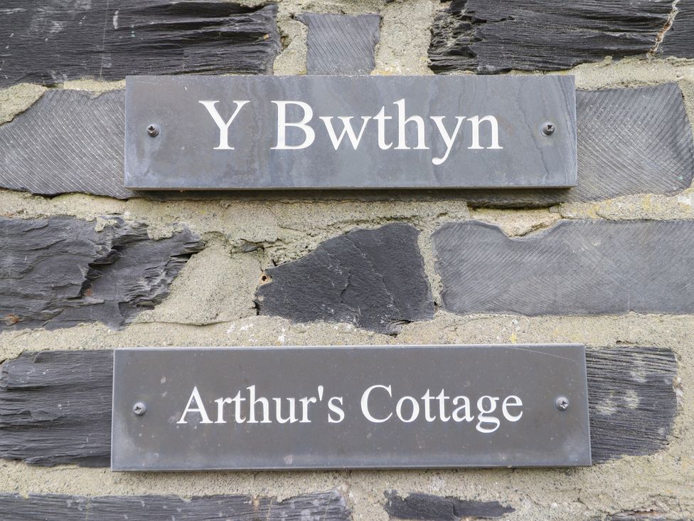 Arthur’s Cottage - North Wales - 1078526 - thumbnail photo 3