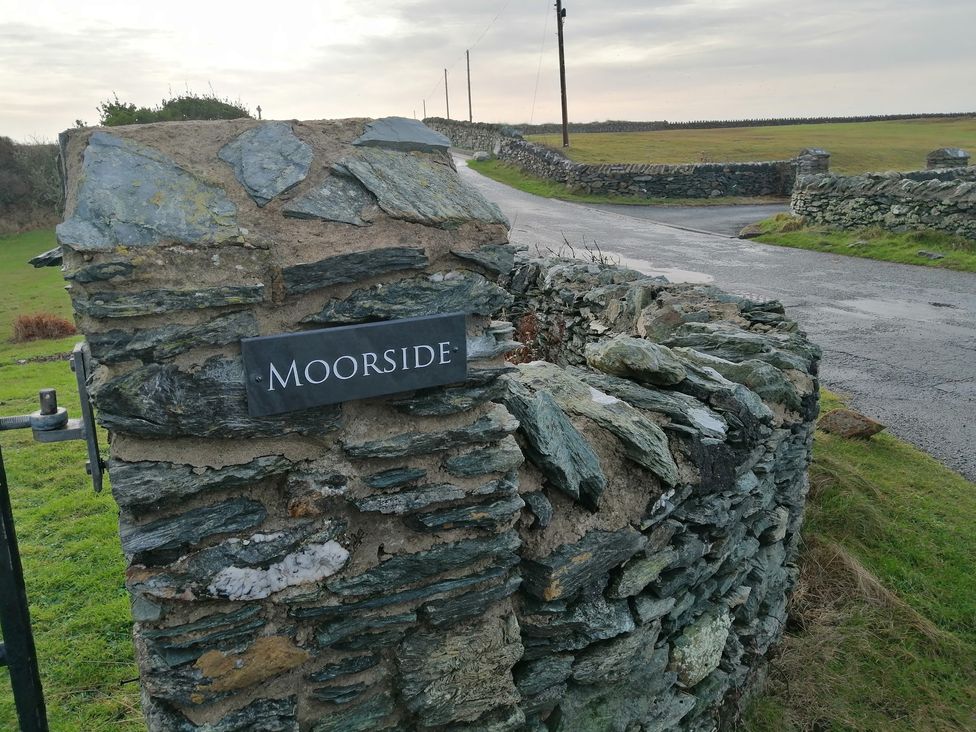 Moorside - Anglesey - 1085587 - thumbnail photo 23