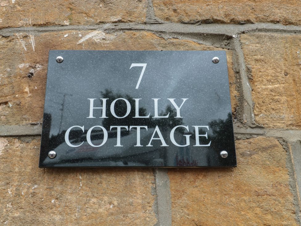 Holly Cottage - Somerset & Wiltshire - 1085597 - thumbnail photo 2