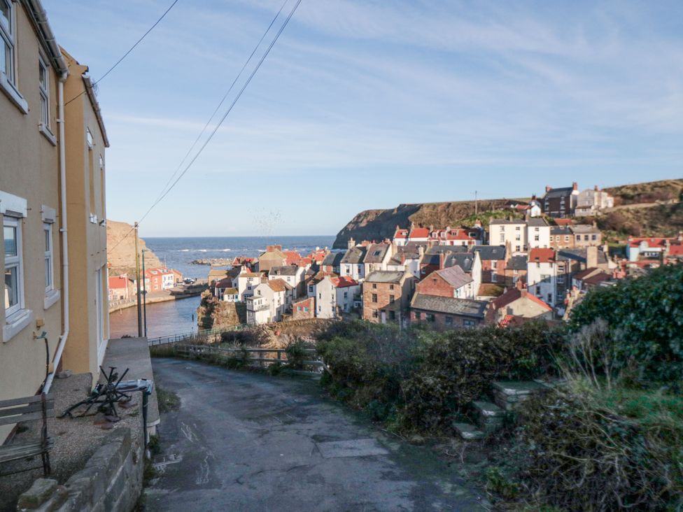 Bethel Chapel - North Yorkshire (incl. Whitby) - 1086704 - thumbnail photo 25