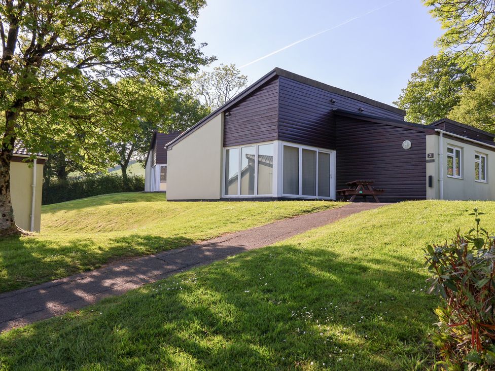 Harcombe House Bungalow 2 - Devon - 1088113 - thumbnail photo 2