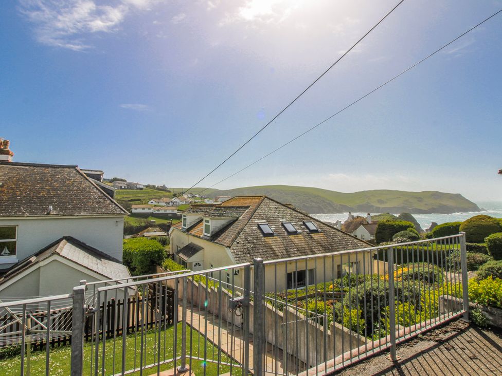 A view of houses and ocean at Eddystone in Hope Cove