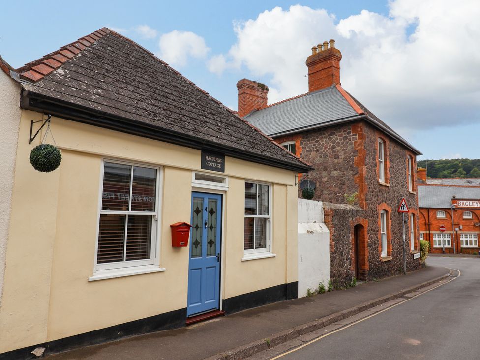 Hardings cottage - Somerset & Wiltshire - 1090399 - thumbnail photo 2