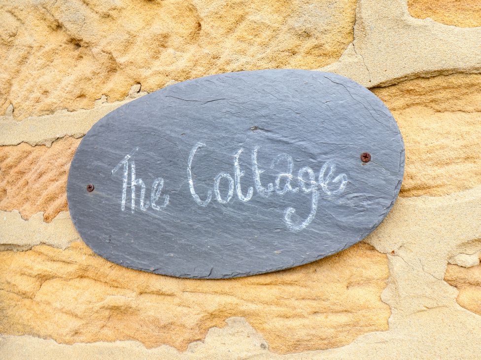 The Cottage - North Yorkshire (incl. Whitby) - 1090741 - thumbnail photo 3
