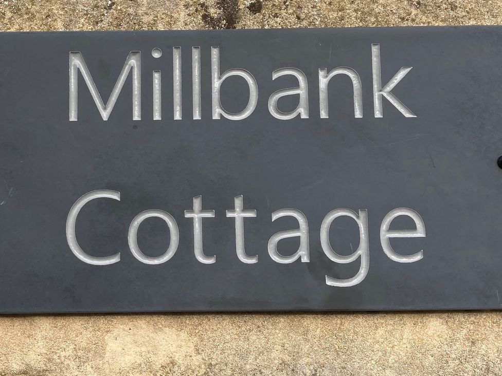 Millbank Cottage - Cotswolds - 1091430 - thumbnail photo 2