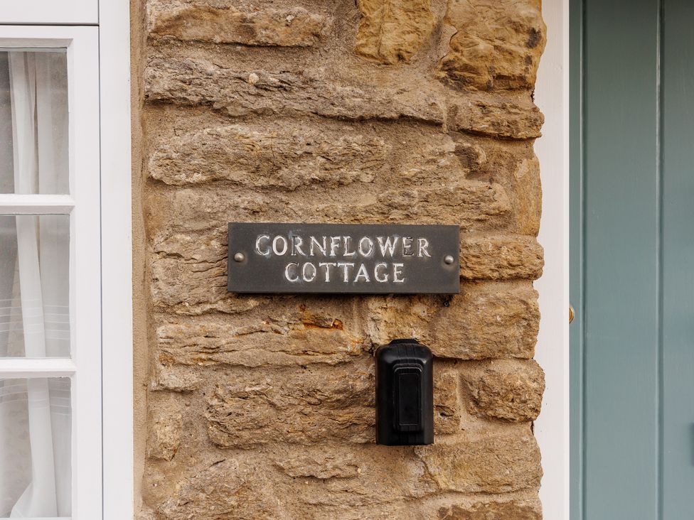 Cornflower Cottage - Dorset - 1092014 - thumbnail photo 2