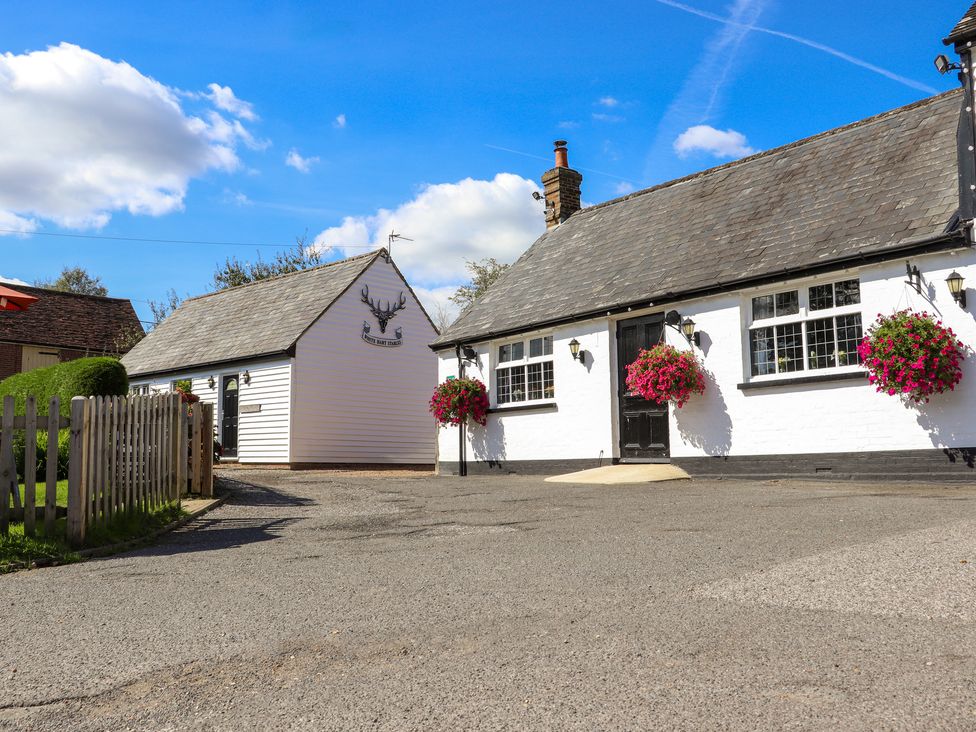 White Hart Stables - Kent & Sussex - 1094693 - thumbnail photo 3