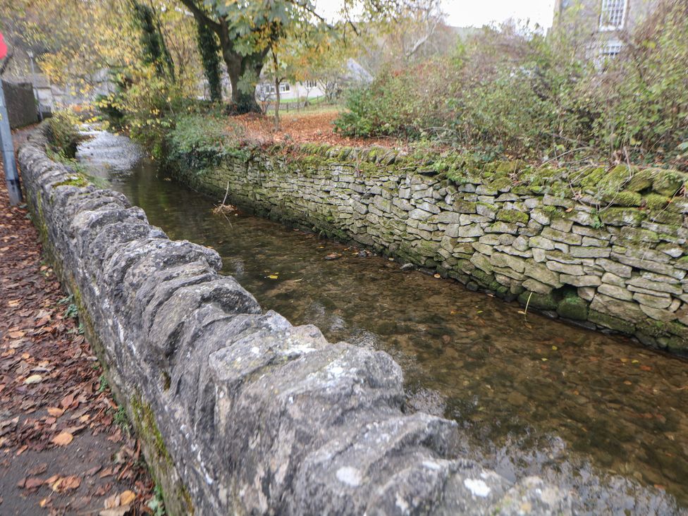 The Cottage - Peak District & Derbyshire - 1095309 - thumbnail photo 16