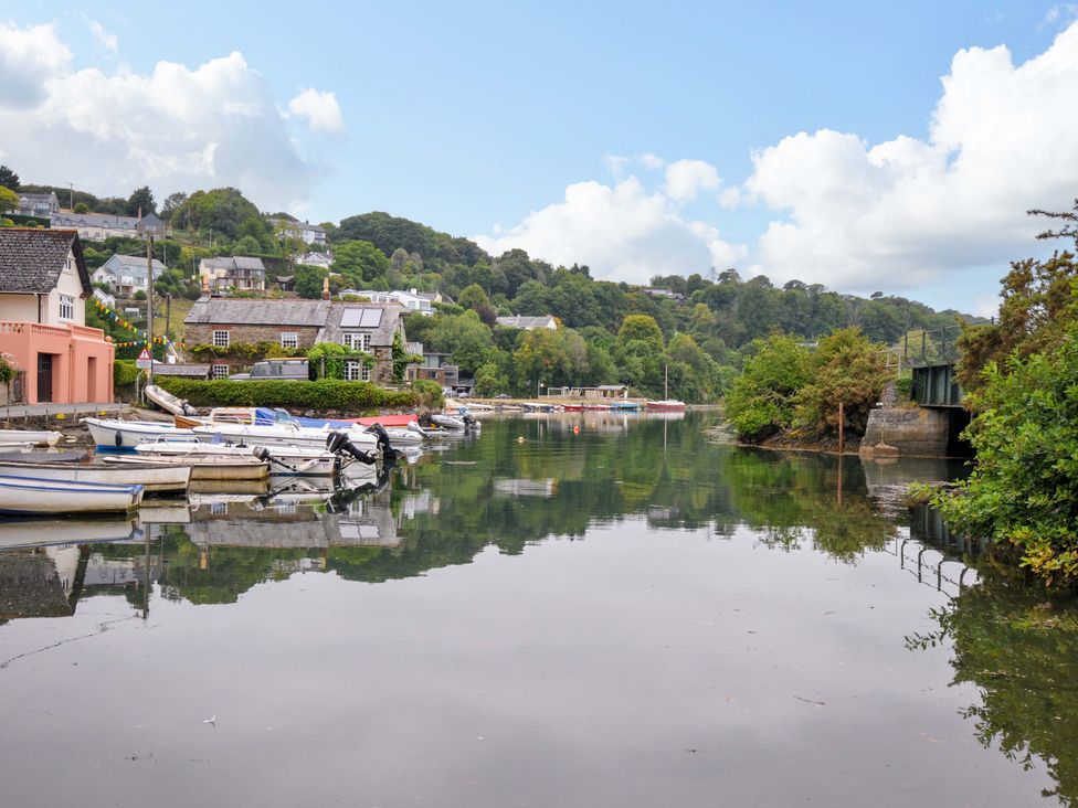 A waterfront view with boats and houses at Island House in Golant near Tywardreath