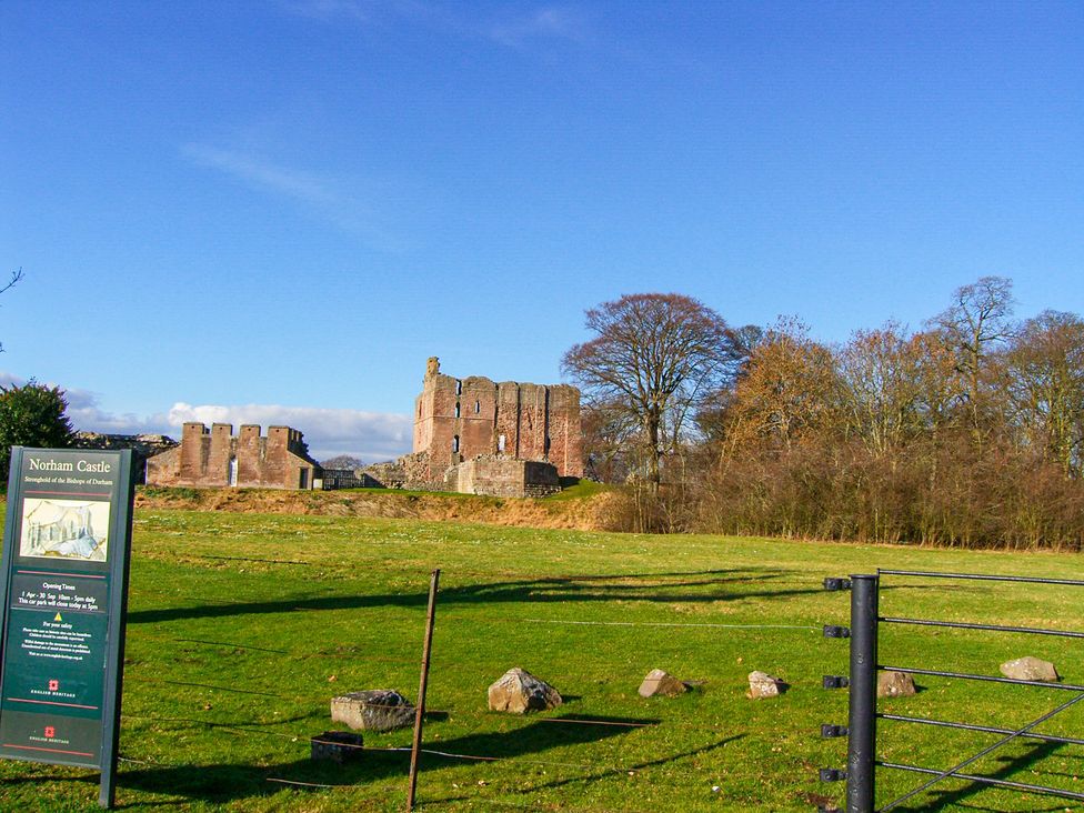 Castle Keep - Northumberland - 1098493 - thumbnail photo 46