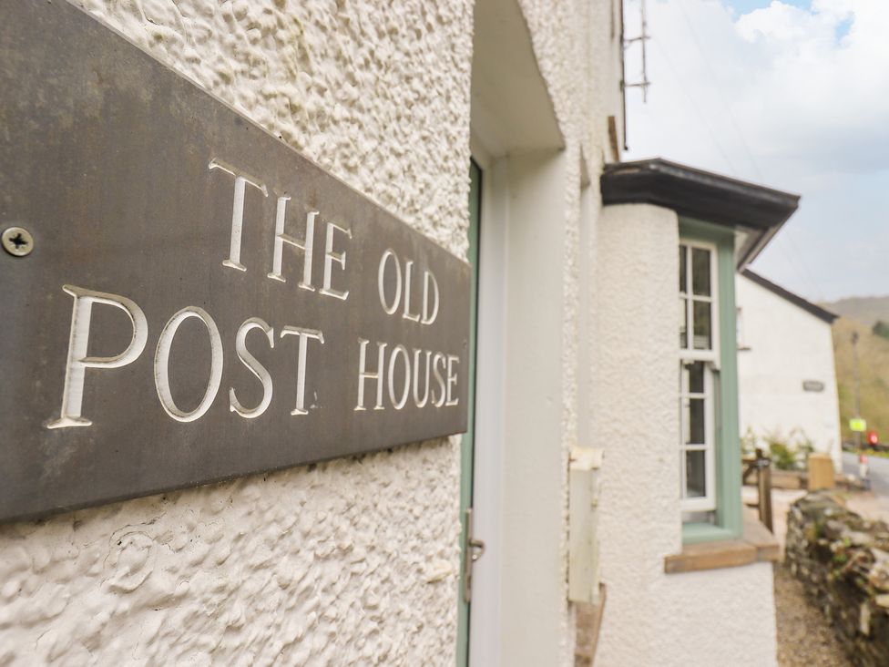 The Old Post House at Low Stott Park - Lake District - 1098513 - thumbnail photo 4