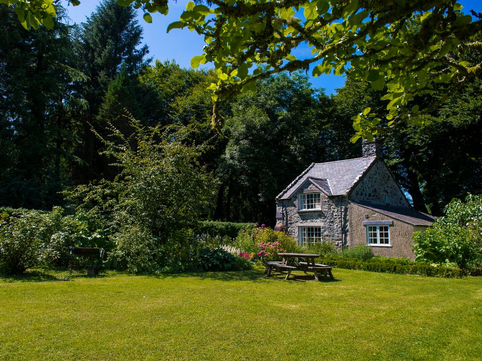 Garden Cottage - Y Ffor - North Wales - 1099694 - thumbnail photo 41