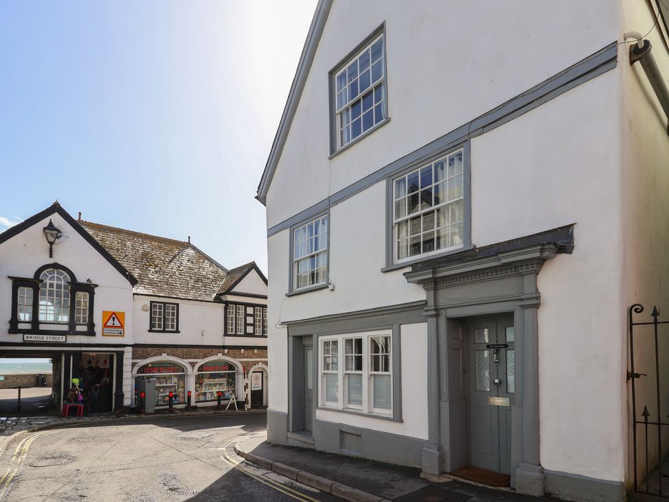 A house on a street with windows and a door at The Little Rose in Lyme Regis